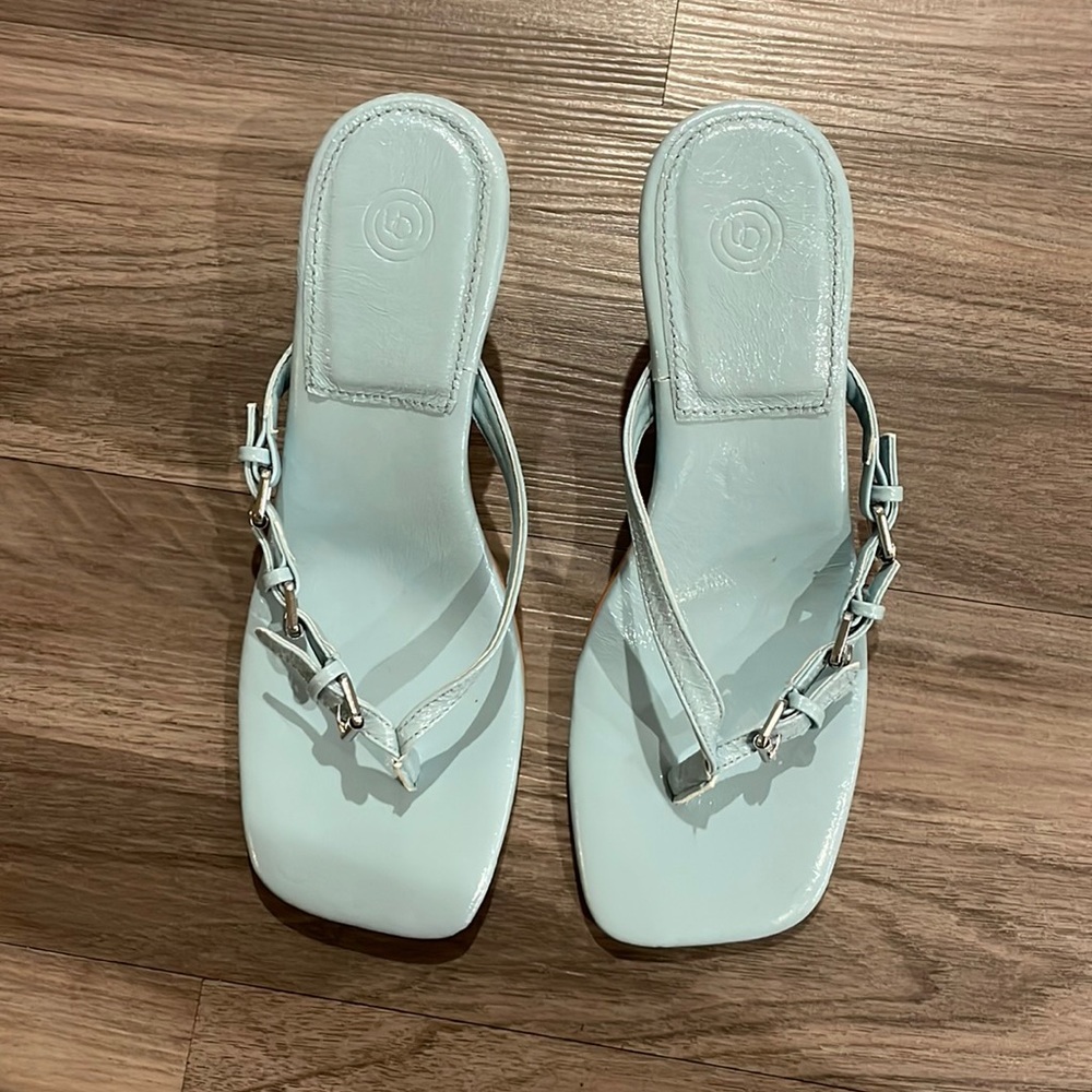 Urban outfitters flip flop heels